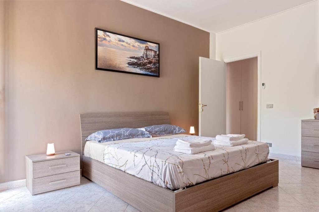 Free Parking Appartamento 5 Stelle Elegante Con Suite Livorno Eksteriør bilde